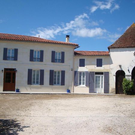 Suite Independante A La Campagne Saint-Aigulin Exterior photo
